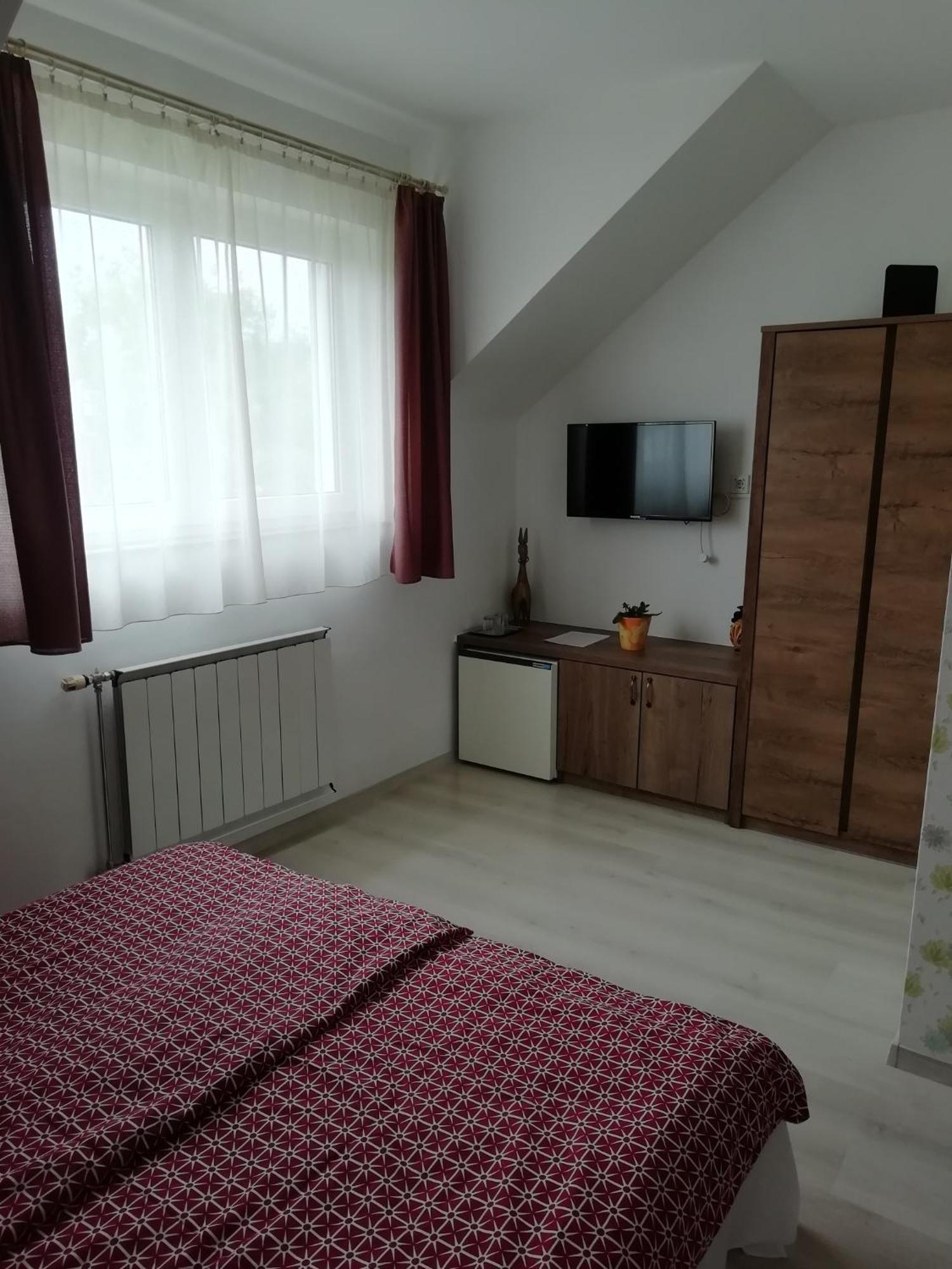 Hotel Katalin Vendeghaz Gyenesdiás Zewnętrze zdjęcie